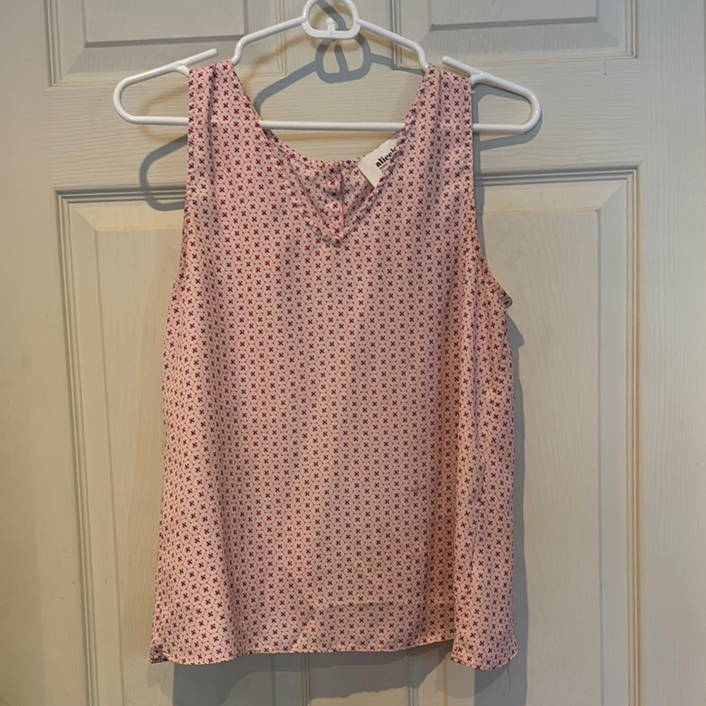Open Back Sleeveless Women's Top